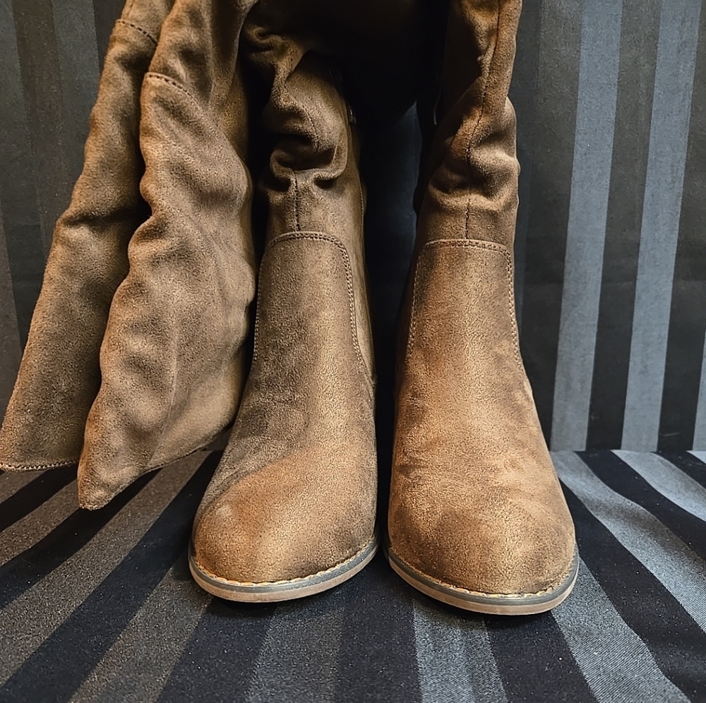 Journee Collection Women US 7 Or 10 Kaison Thigh High Boots Faux Suede Chocolate - Picture 5 of 16